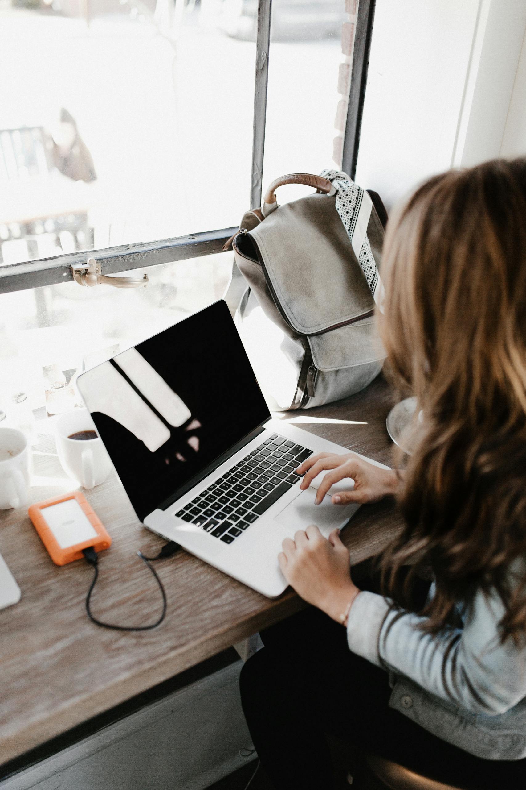 Military Family Life and How I Started Side Hustles as a Military Spouse